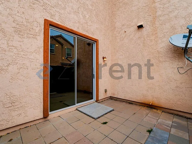 4028 E Tulsa St — Photo 27