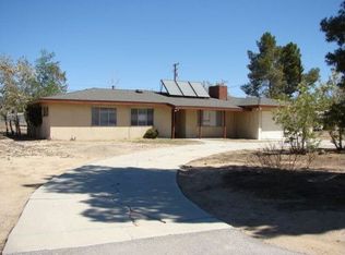 18190 Hiawatha Rd, Apple Valley, CA 92307