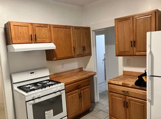 135 Circular Ave #1, Hamden, CT 06514