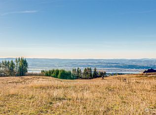 117 Resort Ln, Kalama, WA 98625