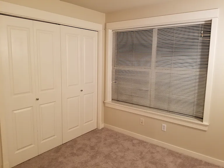 1813 S Bush Pl #F — Photo 15