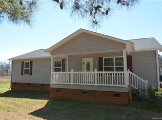 3051 Greenleaf Rd, Clover, SC 29710