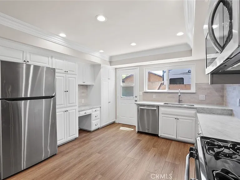 2932 Bostonian Dr — Photo 15