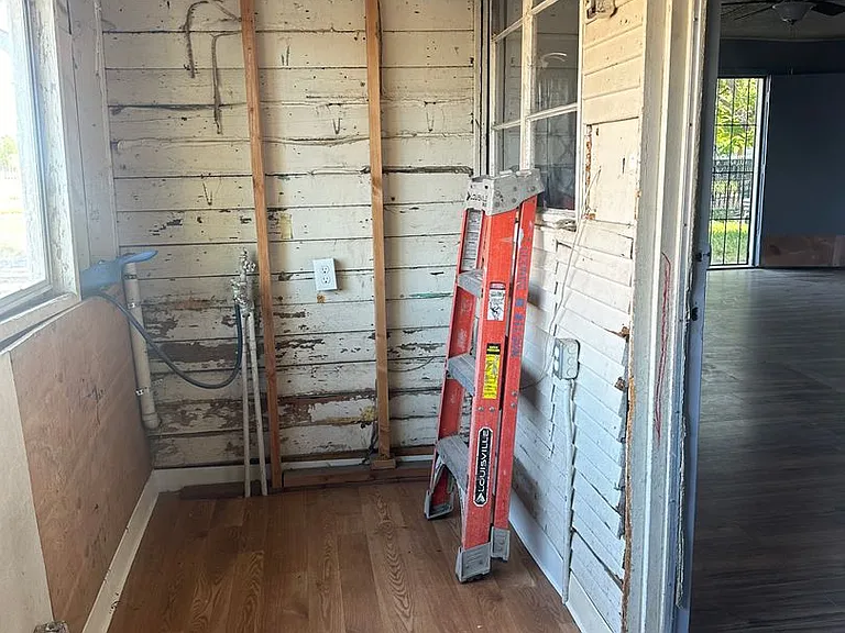 731 Vermont Ave — Photo 11