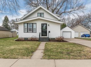 404 1st Ave SE, New Prague, MN 56071
