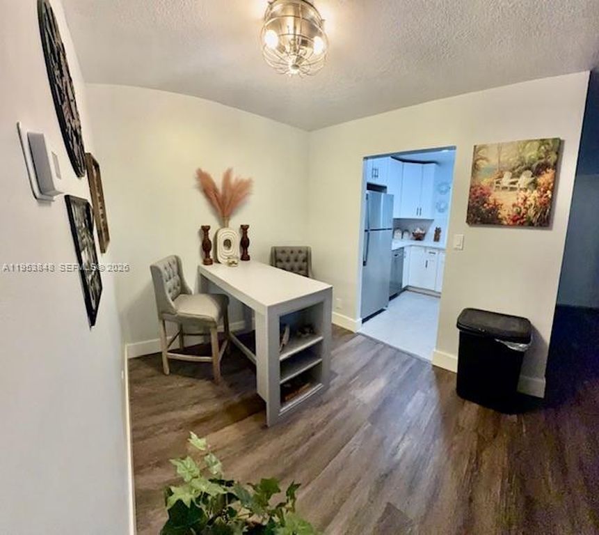 2850 NE 14th Street Cswy APT 110B, photo 4