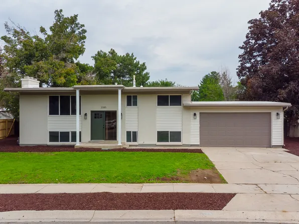 2085 E Castle Hill Ave, Cottonwood Heights, UT 84121