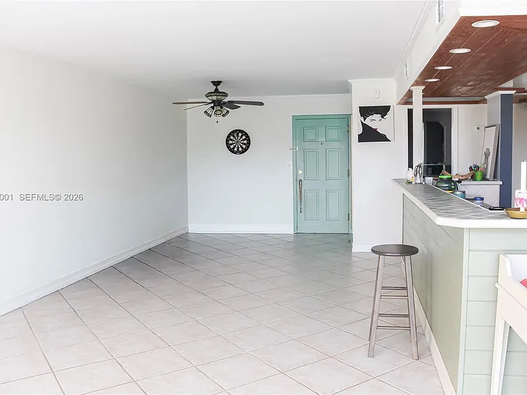 2001 Atlantic Shores Blvd #312 — Photo 5