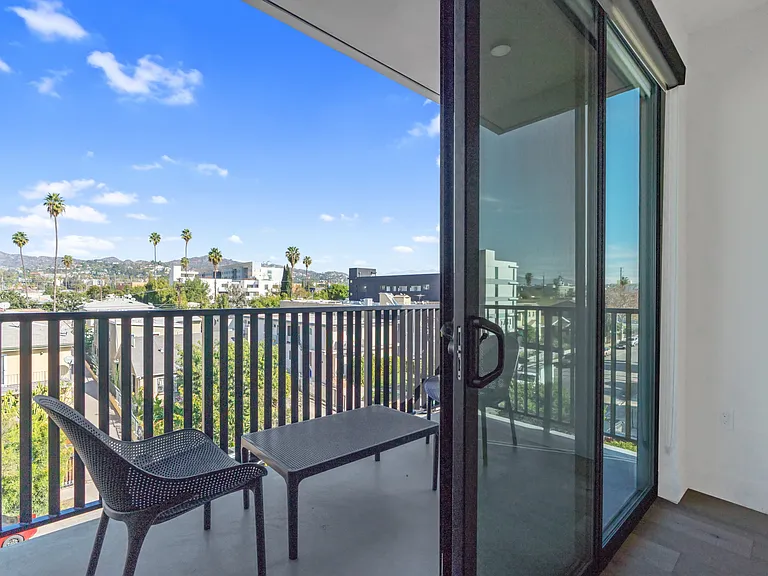 5751 Lexington Ave #201 — Photo 7