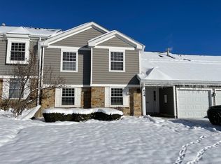 624 Berkley Ct Unit V2, Schaumburg, IL 60194