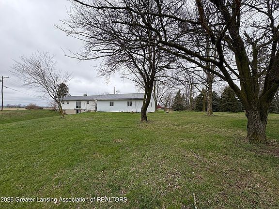 4th image of 11010 Barnes Rd