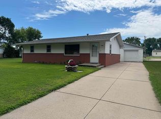306 W Francis St, North Platte, NE 69101