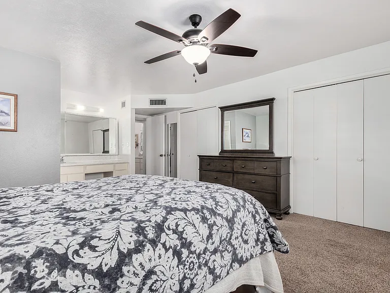 5913 E Boston St — Photo 17