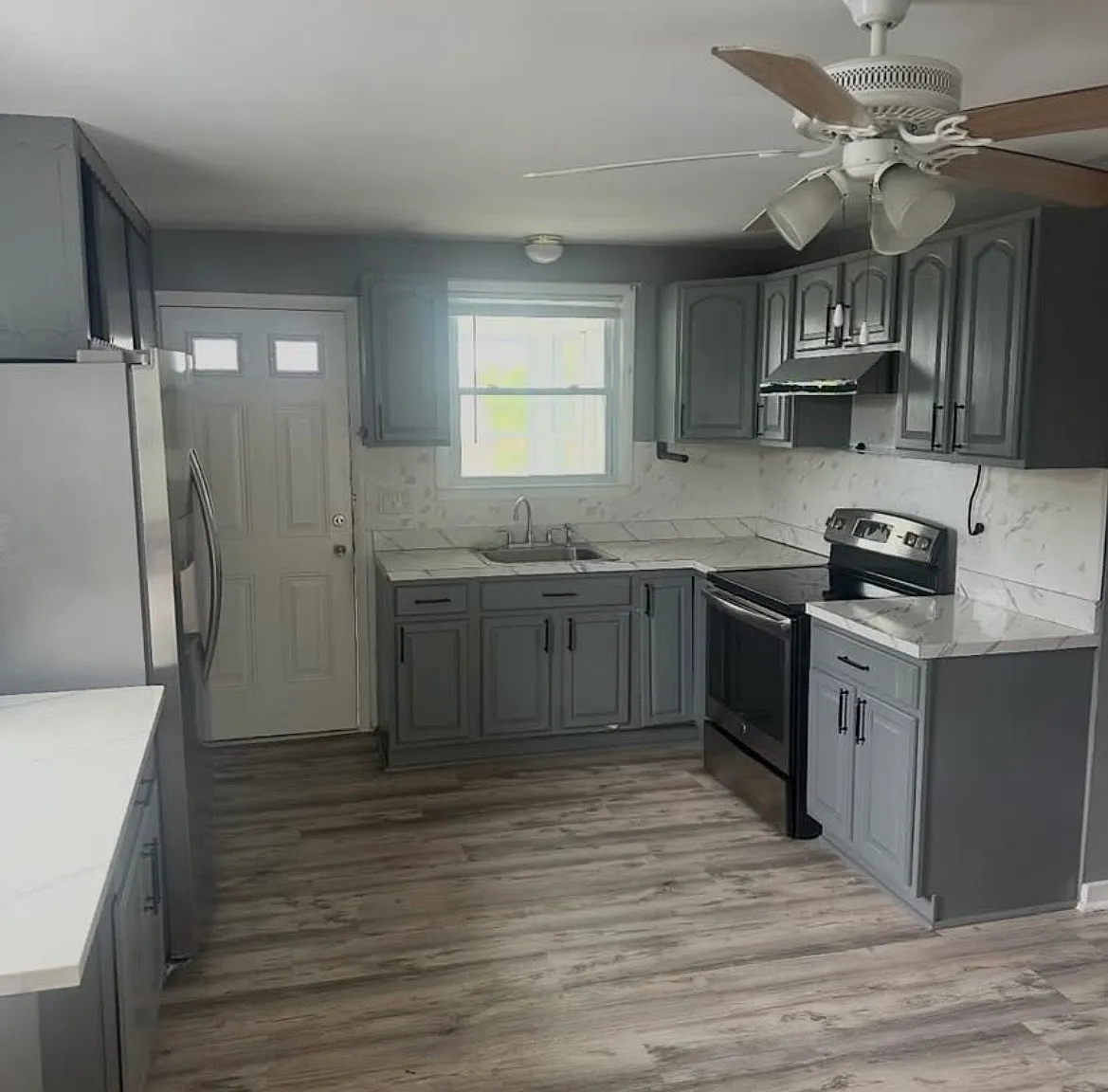 3 bed, 1068 sqft, $2,800 — Photo 1