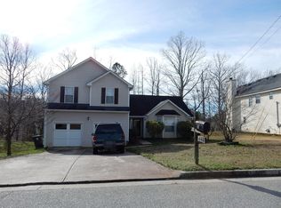 240 Teak Ln, Fairburn, GA 30213