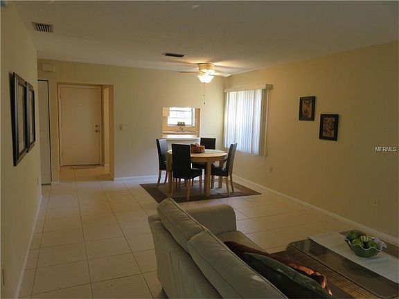 5th image of 5077 Village Gardens Dr