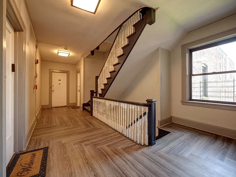 540 Park Ave — Photo 7