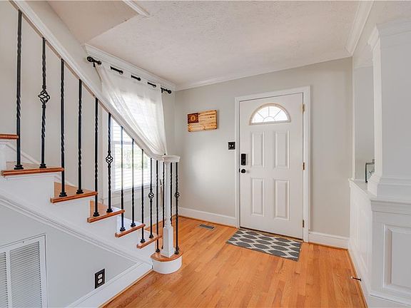 3rd image of 1196 Poquoson Ave