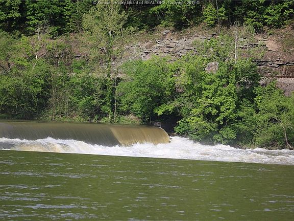 4th image of 9043 Midland Trail(s)