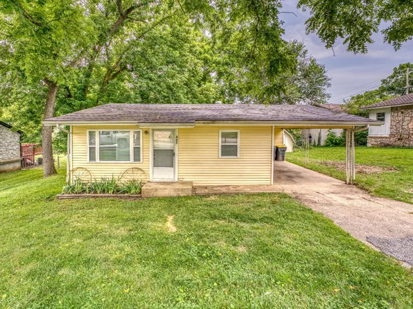 405 N 3rd St, Harrison, AR 72601