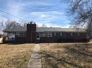 944 E Fairview Ave, Carthage, MO 64836