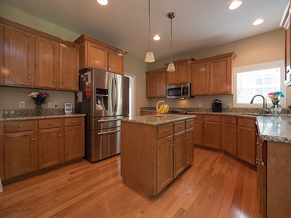 5th image of 8735 Millerville Dr