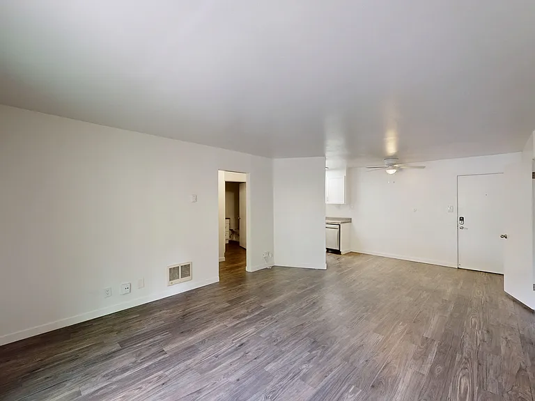 1821 Lincoln Ave #312 — Photo 6