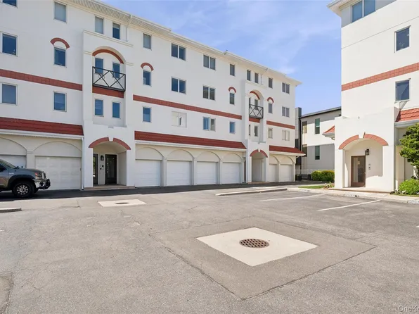 452 Oceanfront #102, Long Beach, NY 11561