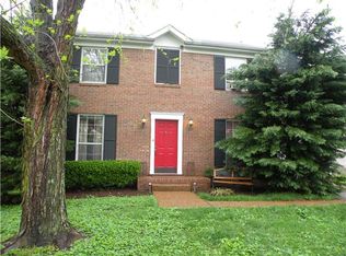 385 N Birchwood Dr, Hendersonville, TN 37075
