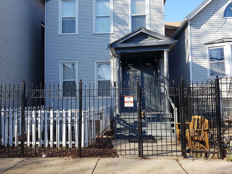 1st image of 1628 N Washtenaw Ave #2