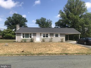 223 Wilkson Ln, Fayetteville, PA 17222