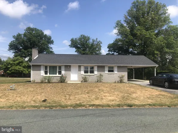 223 Wilkson Ln, Fayetteville, PA 17222