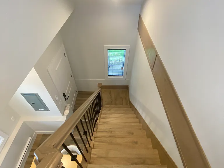 536 W 60th Ave — Photo 9