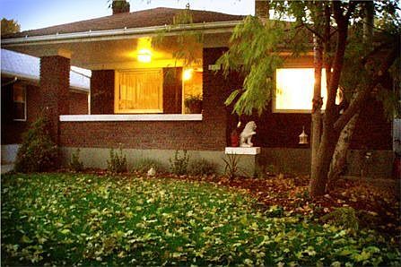 243 E. Hubbard Ave.