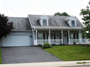 80 Kings Ct, Ephrata, PA 17522