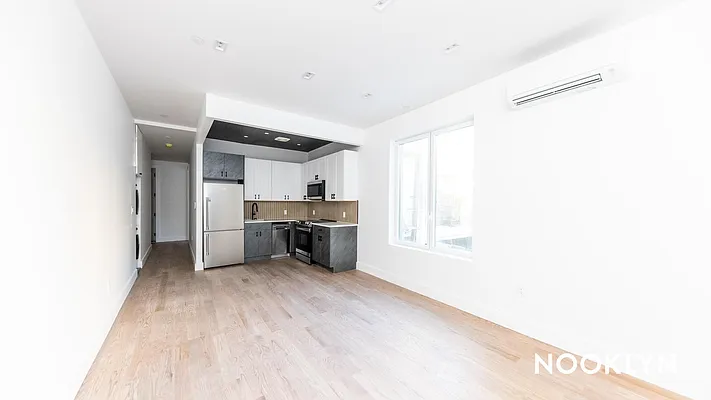 Rented by Nooklyn NYC LLC | media 8