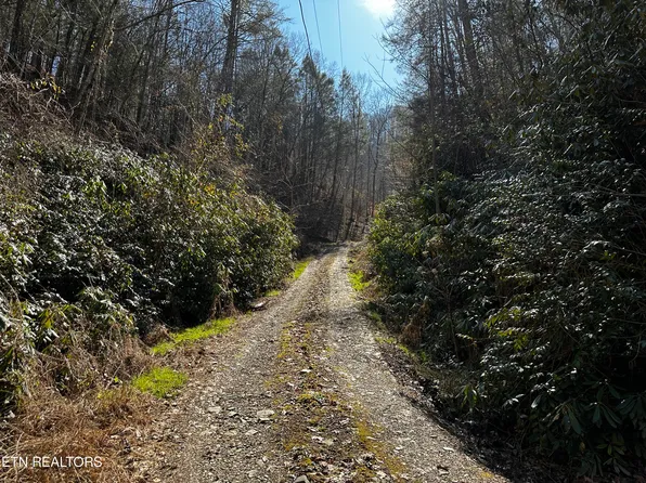 178 Bob Henry Rd, Vonore, TN 37885