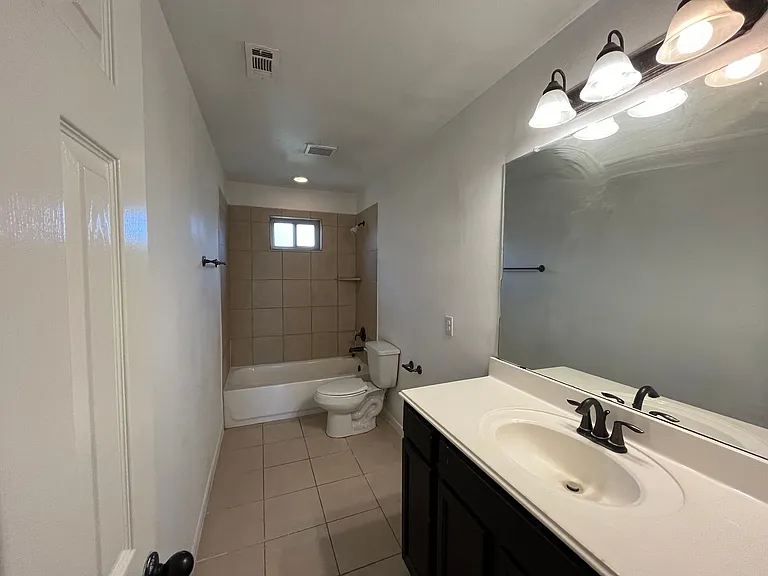 23023 Black Mountain Ash Ct — Photo 6