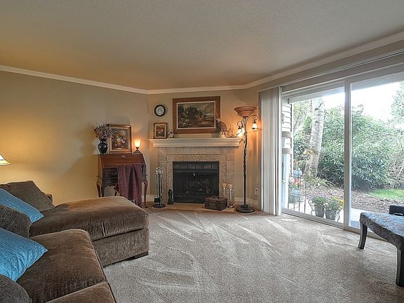3rd image of 10004 100th Ave NE #K010
