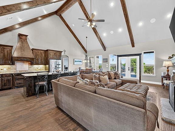 4th image of 118 Cedar Mountain Dr