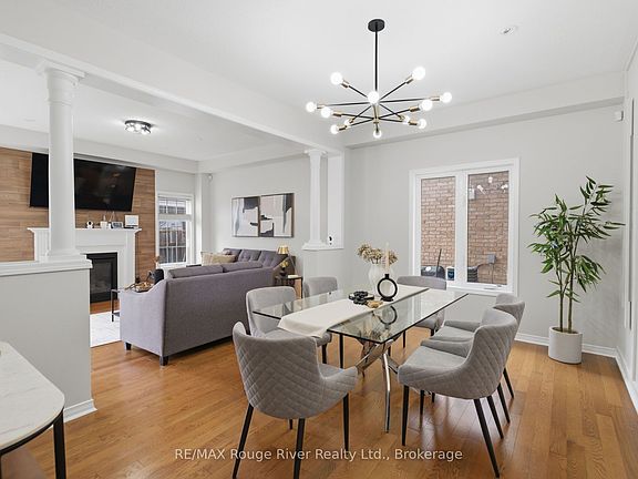 4th image of 86 Edwin Carr St