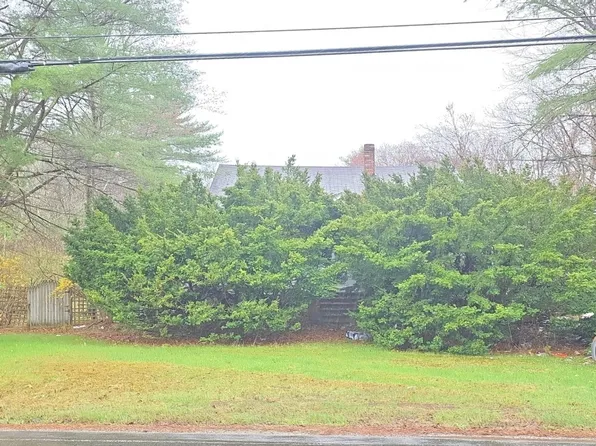 513 Hooksett Rd, Auburn, NH 03032