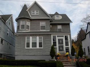 43 Dongan St, Staten Island, NY 10310