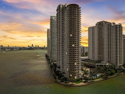 901 Brickell Key Blvd APT 2303, Miami, FL, 33131