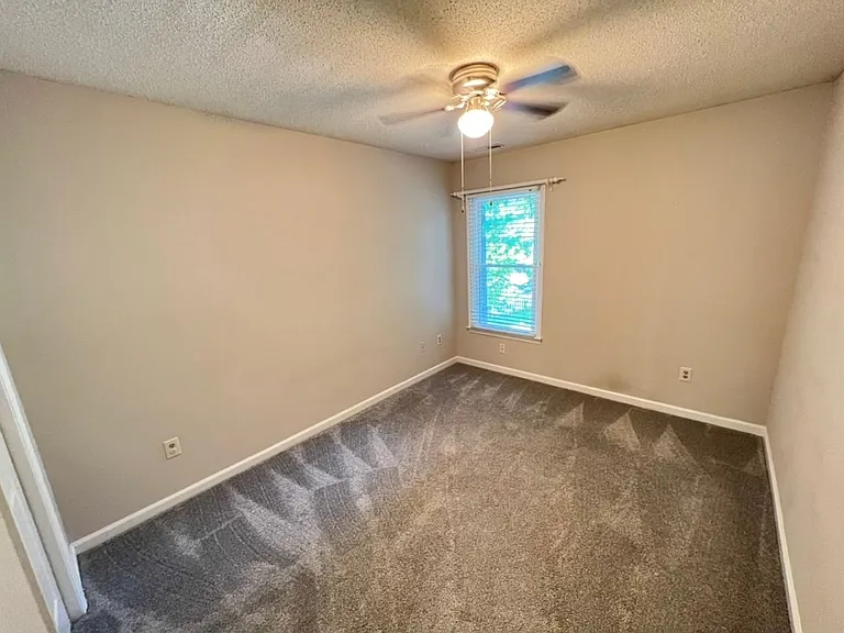 3 Landover Ct — Photo 16