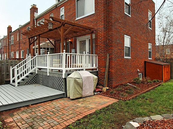 3rd image of 1600 Suter St