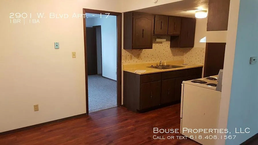 Bouse Apartment Homes — Photo 2