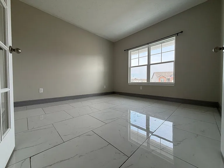 4266 Tingle Dr — Photo 8