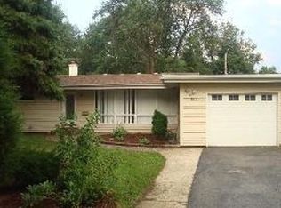 5533 Main St, Downers Grove, IL 60516