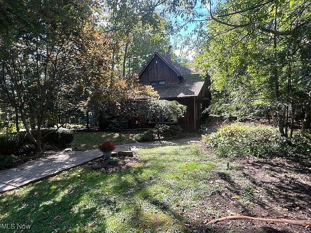 1st image of 410 Silk Ct